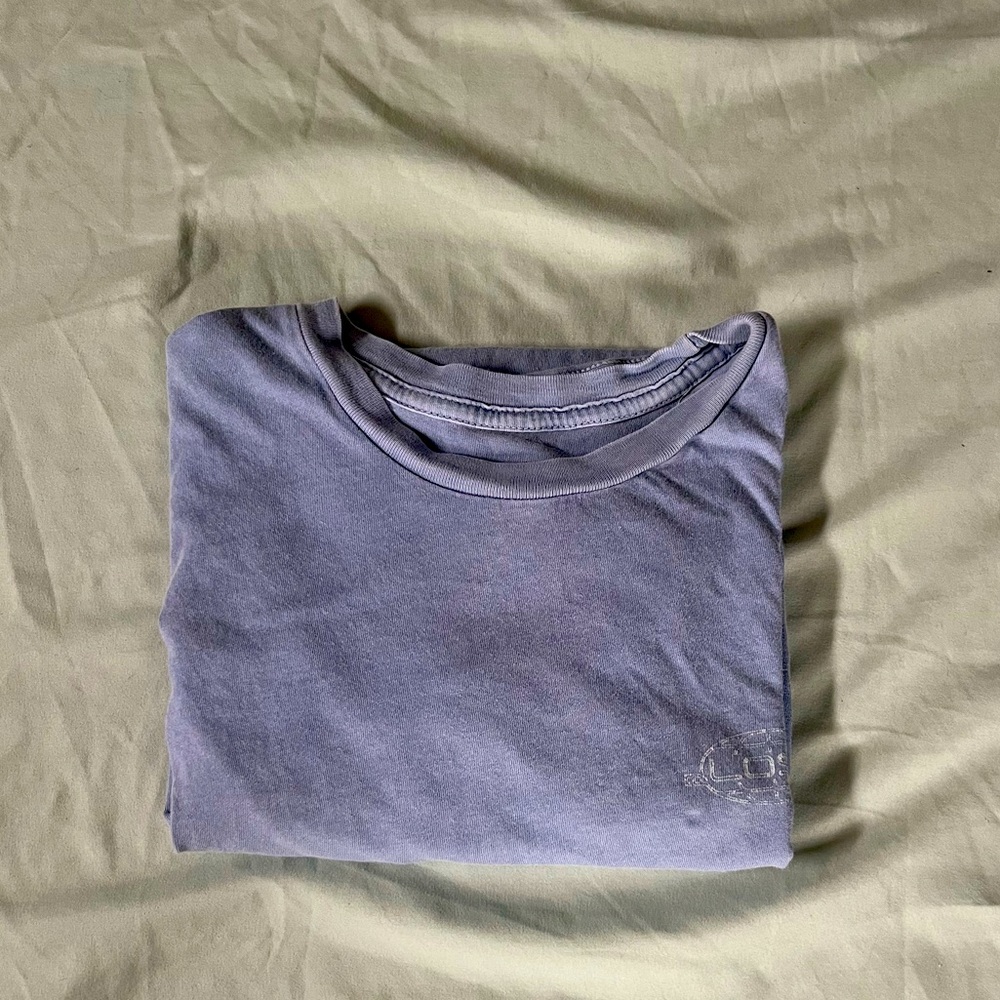 light blue means medium tee shirt